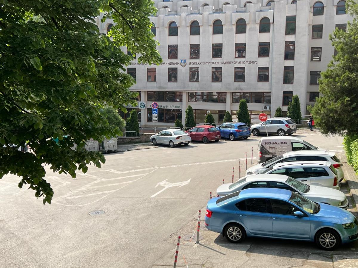 Top Center Apartment In Велико Търново Екстериор снимка
